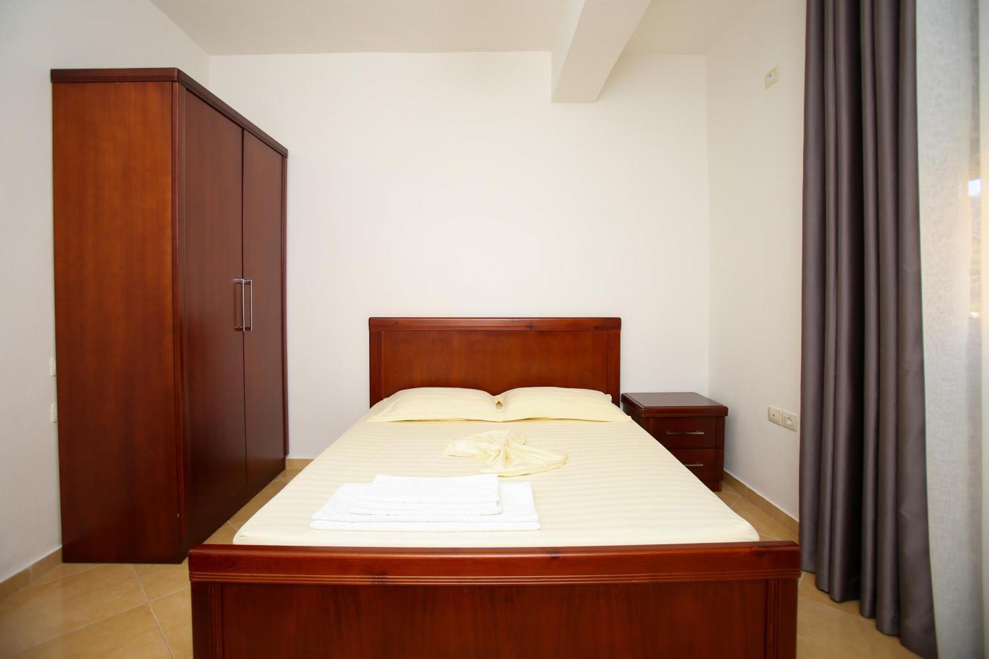Appartamento Ionian Seaview Himare Esterno foto