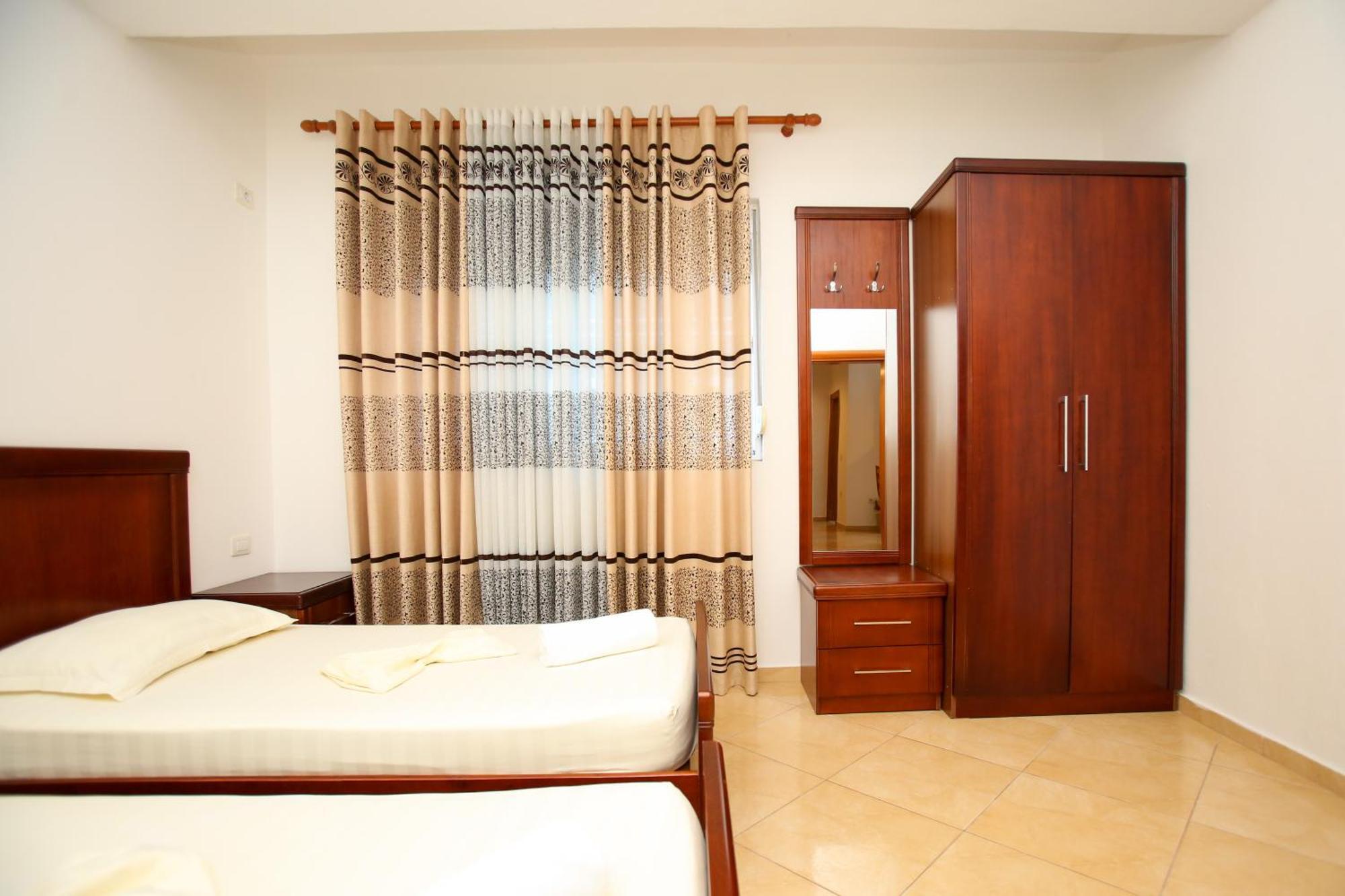 Appartamento Ionian Seaview Himare Esterno foto
