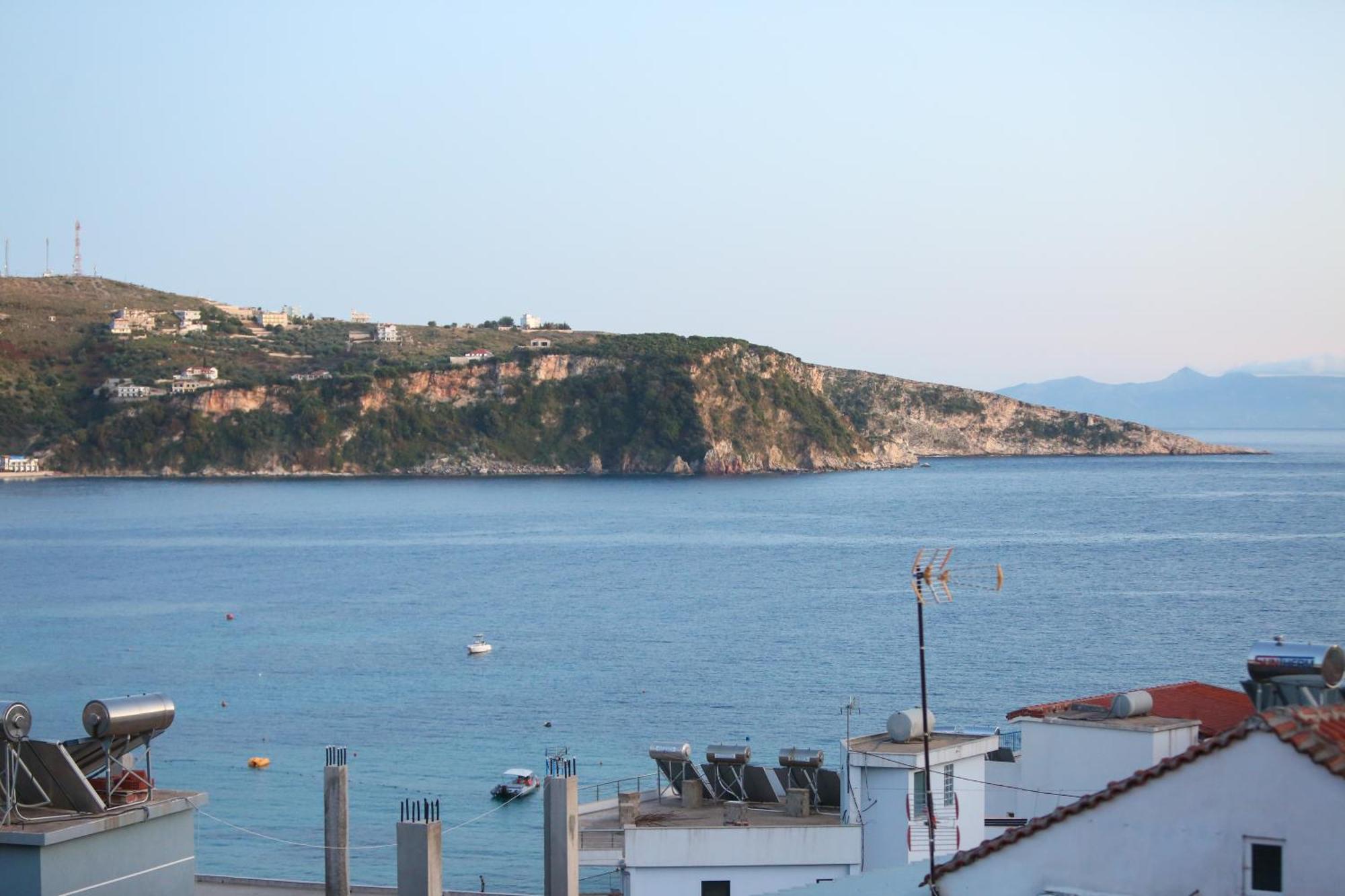 Appartamento Ionian Seaview Himare Esterno foto