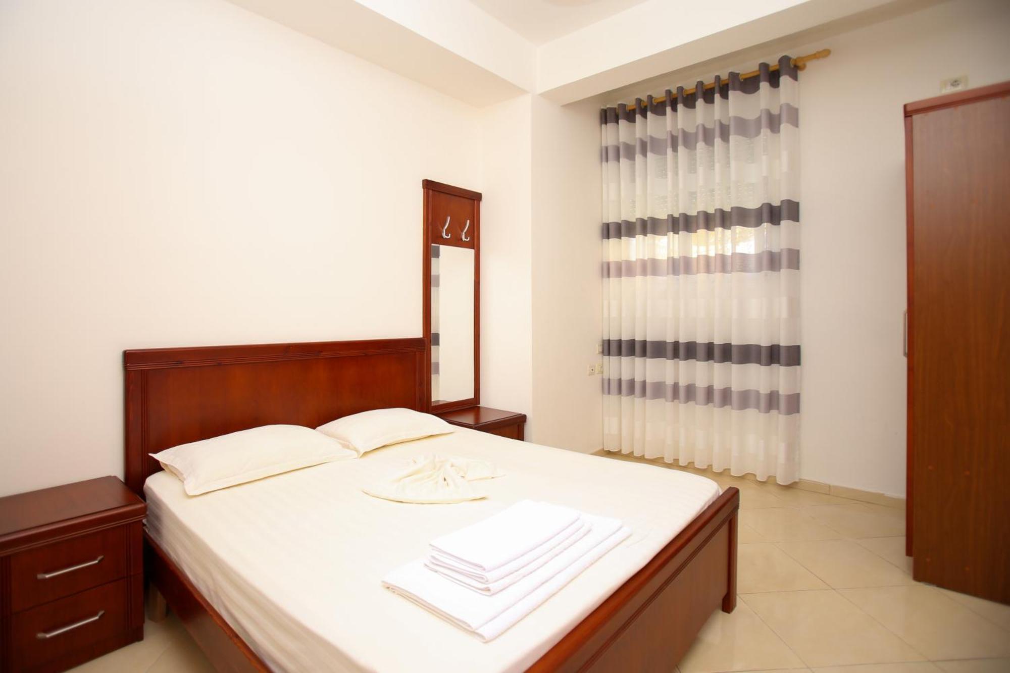 Appartamento Ionian Seaview Himare Esterno foto