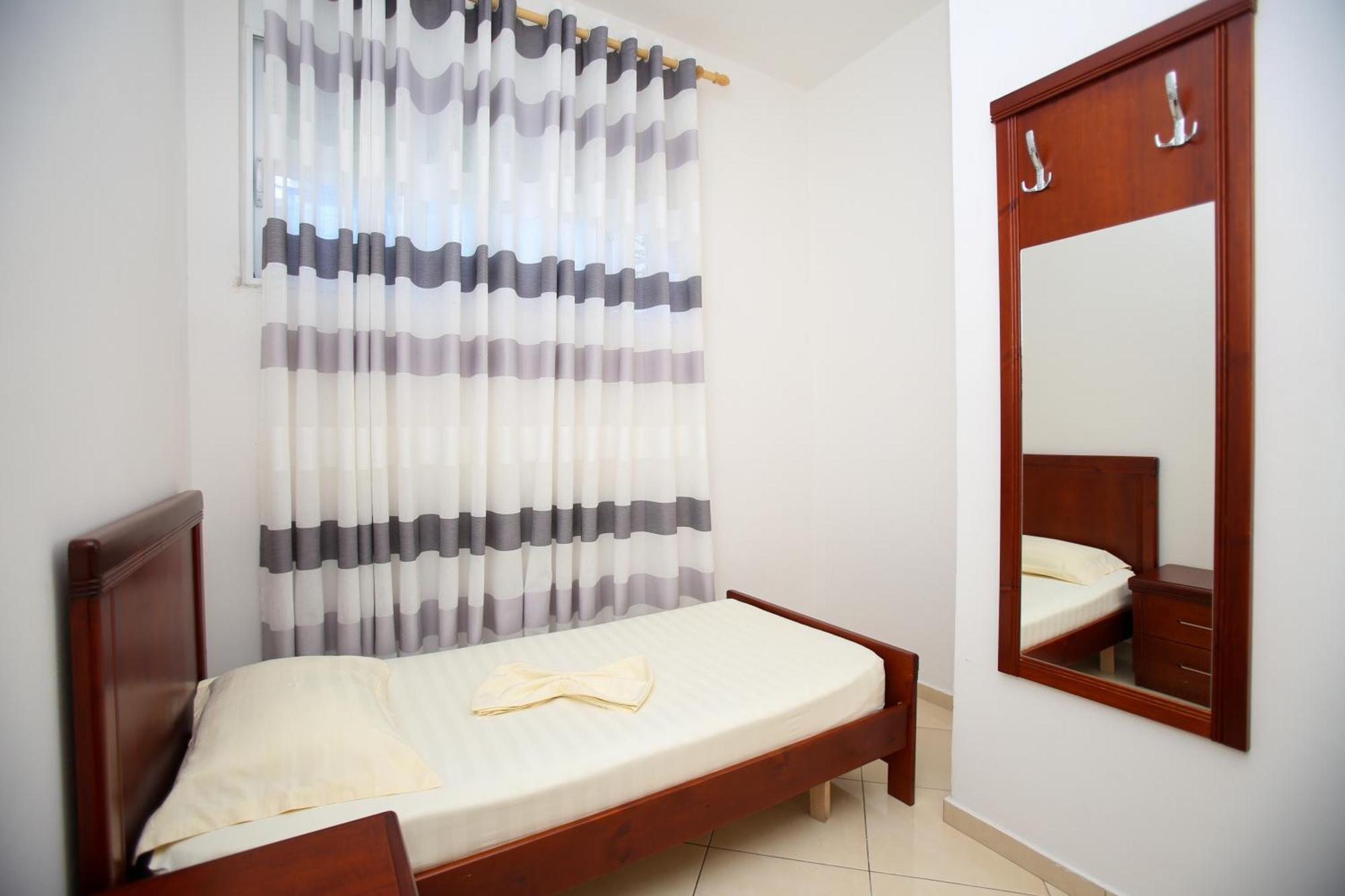Appartamento Ionian Seaview Himare Esterno foto