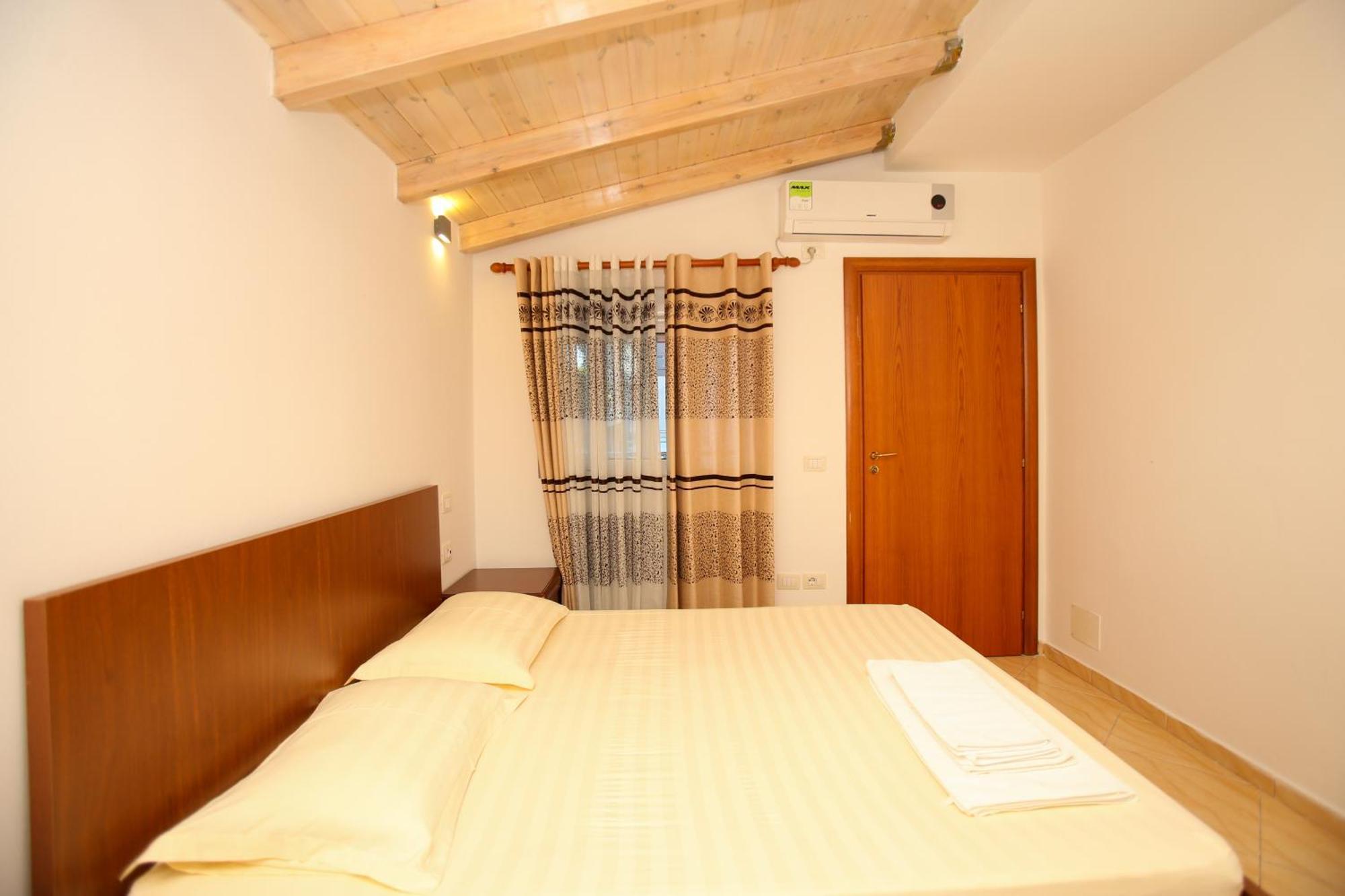 Appartamento Ionian Seaview Himare Esterno foto